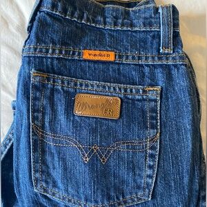Women’s FR wrangler jeans